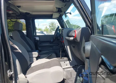 2007 Jeep Wrangler Unlimited X z USA, uszkodzony, nr VIN 1J4GA391X7L109142